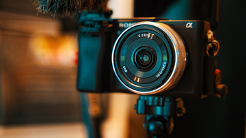 How To Create Cinematic Videos with Your Smartphone